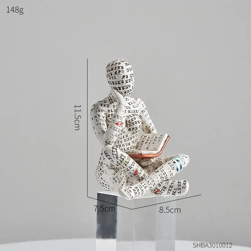 Escultura Mulher Lendo Livro
