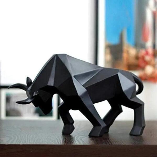 Alternative view of Escultura Geométrica Taurus