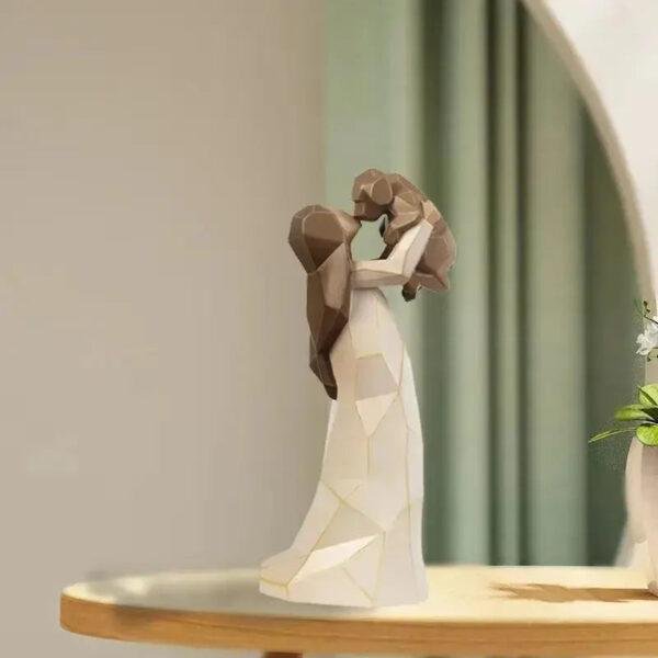 Alternative view of Escultura de Resina Menina com Cachorro
